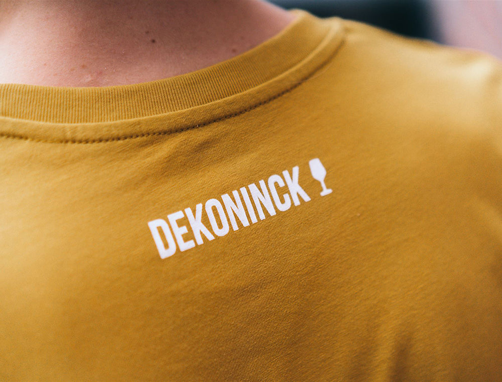 Okerkleurige T-shirt met opdruk d'Anvers.