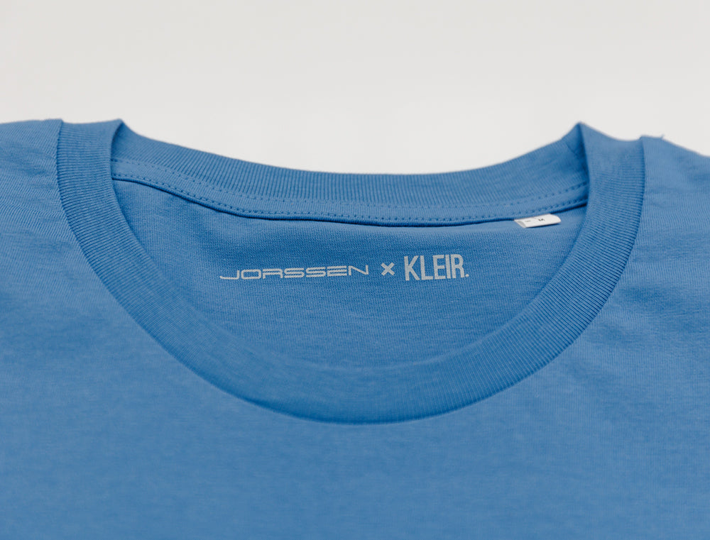 Blauwe T-shirt met opdruk DEGAASSTORECHTS.