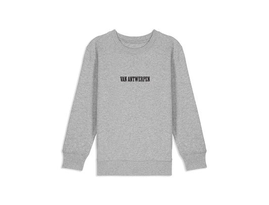 Grijze sweater met opdruk Van Antwerpen met typische GVA letters