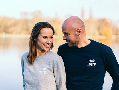 Trui • Koning Liefde • Donkerblauw • Unisex