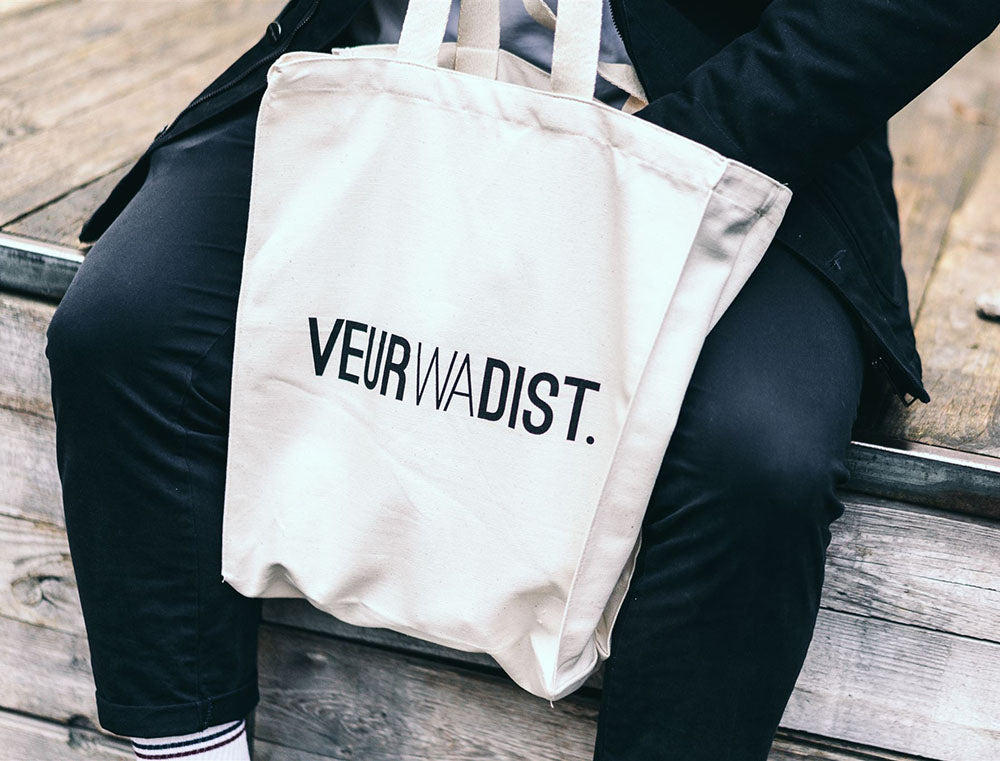 Totebag met opdruk VEURWADIST.