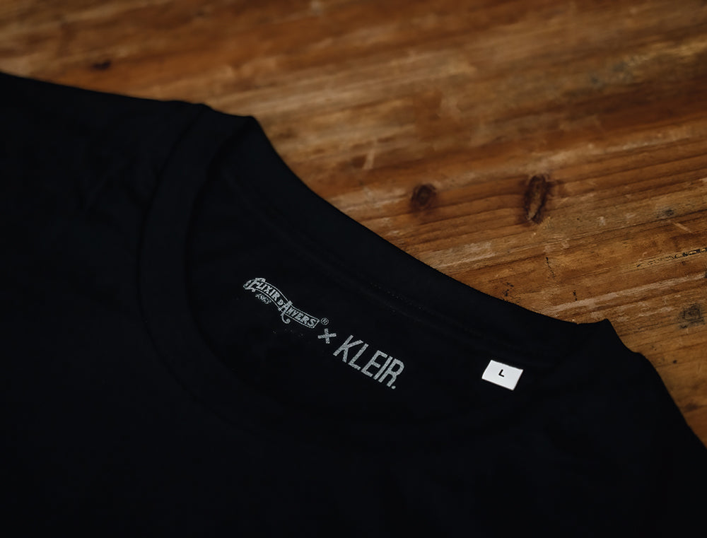 T-shirt • DASNALAKKERSE. • Zwart • Unisex