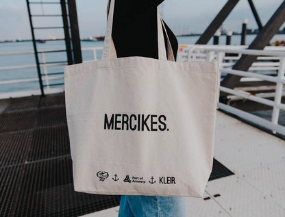 Totebag met opschrift MERCIKES.