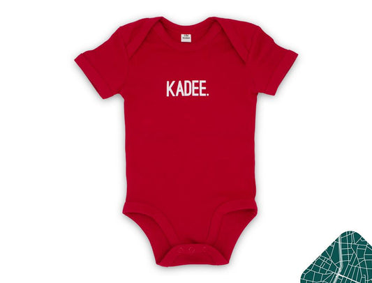 KADEE. rood rompertje voor baby's van KLEIR.
