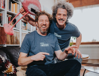 Donkberblauwe T-shirt met opdruk DISCOBAARAMOEDER.