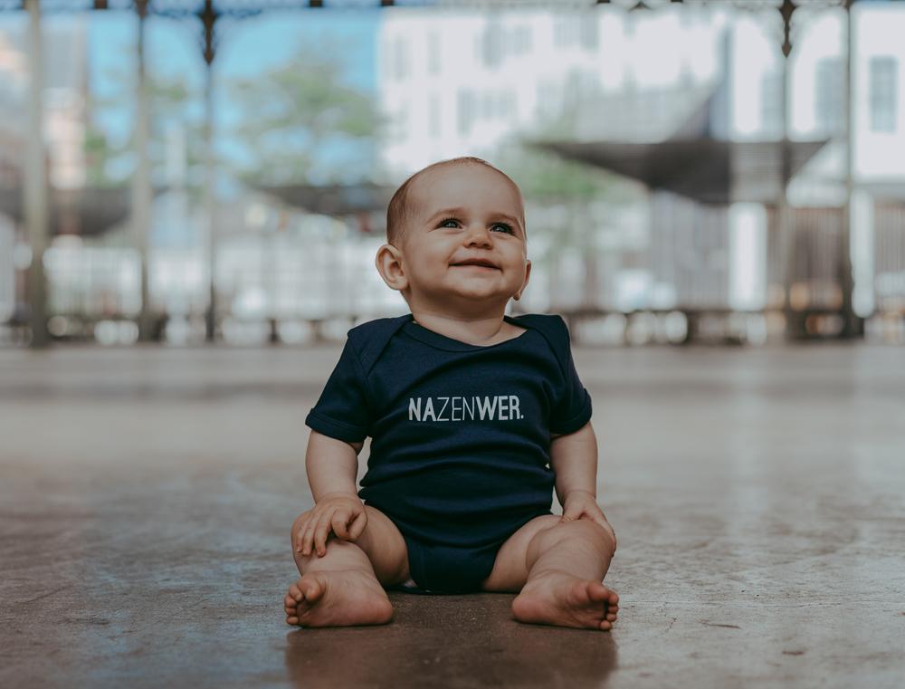 NAZENWER. blauw rompertje body baby's kruippakje KLEIR.